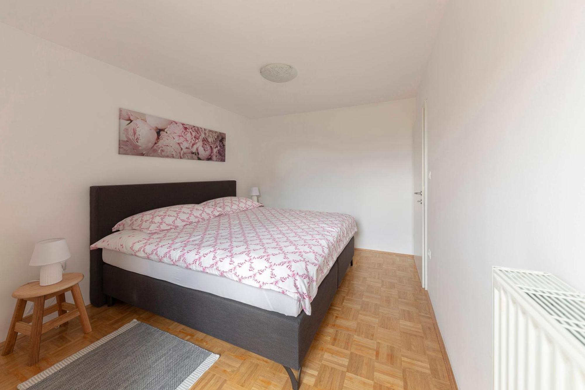 Ferienwohnung Cozy Garden Flat Laibach Exterior foto